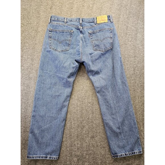 Levis 505 Jeans Mens 38x30 Blue Med Wash Denim Regular Fit Straight Leg Classic - Picture 2 of 10
